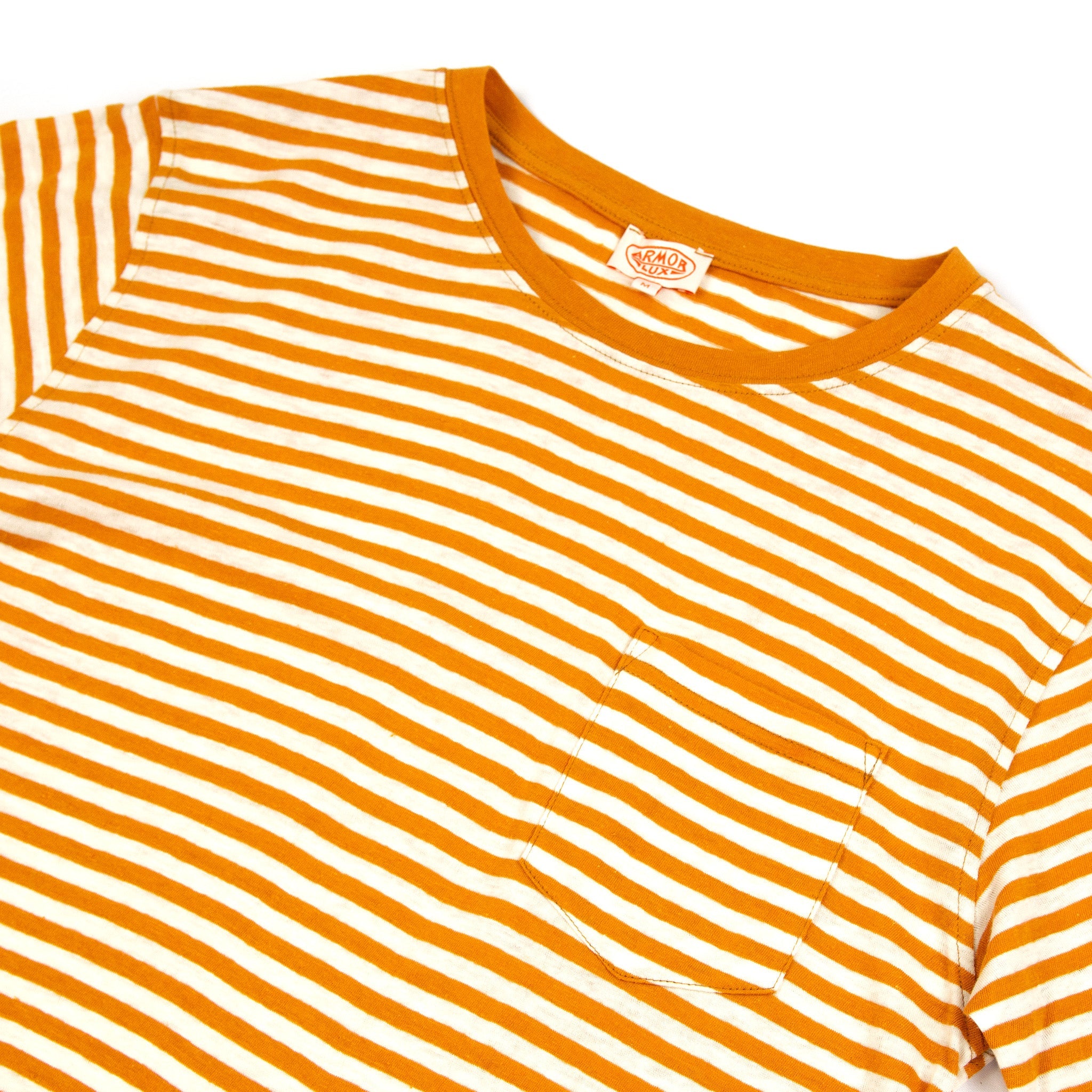 CLOSE UP OF STRIPED T-SHIRT
