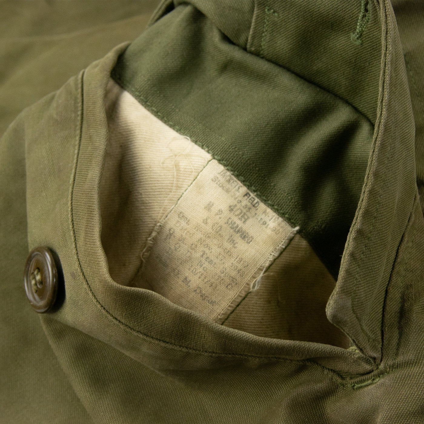 Vintage 1940s M-1943 US Army WWII Military Field Jacket Olive Green - M Tag