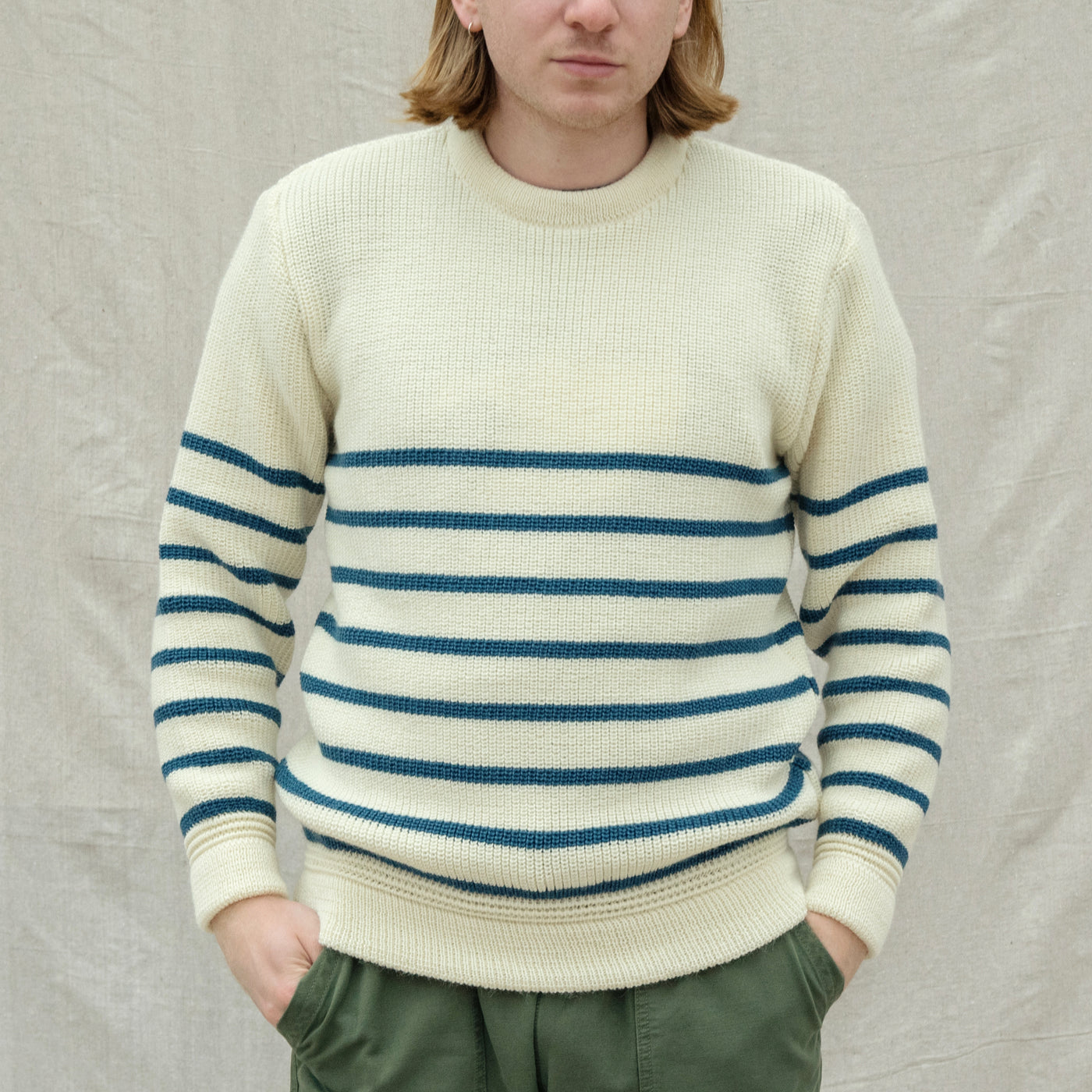 Heimat Signal Stripe Rollkragen Virgin Wool Sweater Seashell / Trail Blue Fit