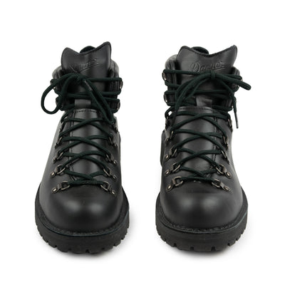 Danner Mountain Light Gore-Tex Leather Boot Black 31530 Front