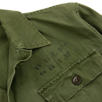 Vintage 1940s US Army WWII HBT Stencil Field Military Shirt Olive Green - S Front