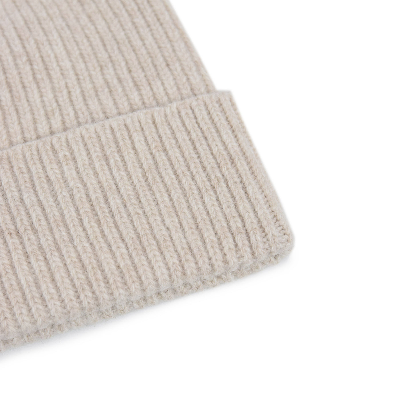 Colorful Standard Classic Organic Cotton Beanie Ivory White DETAIL