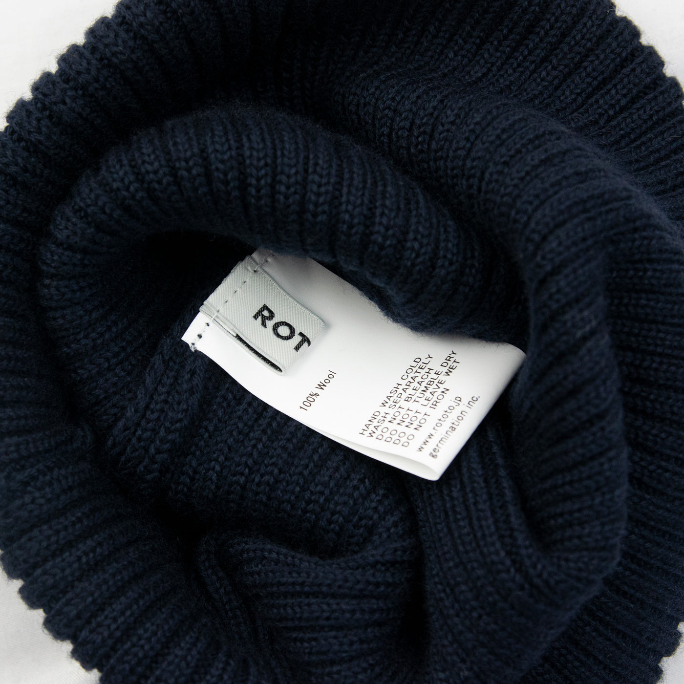 Rototo Extra Fine Merino Wool Beanie Navy Made in Japan CARE LABEL